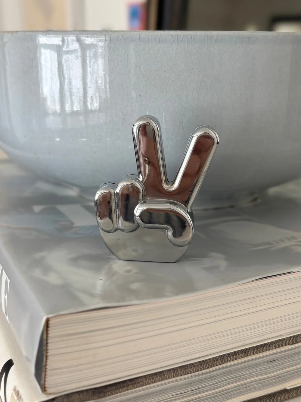 UMBRA Peace Photo Holder Paperweight Desk Accent Peace Sign
